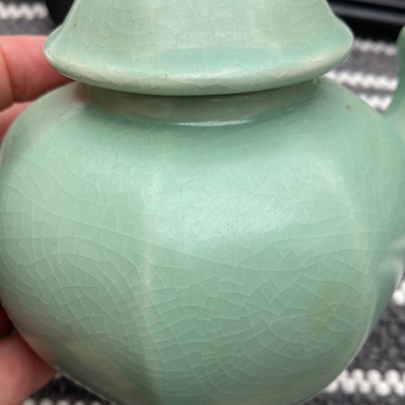 Duck Spout Teapot - Picture 7 of 8